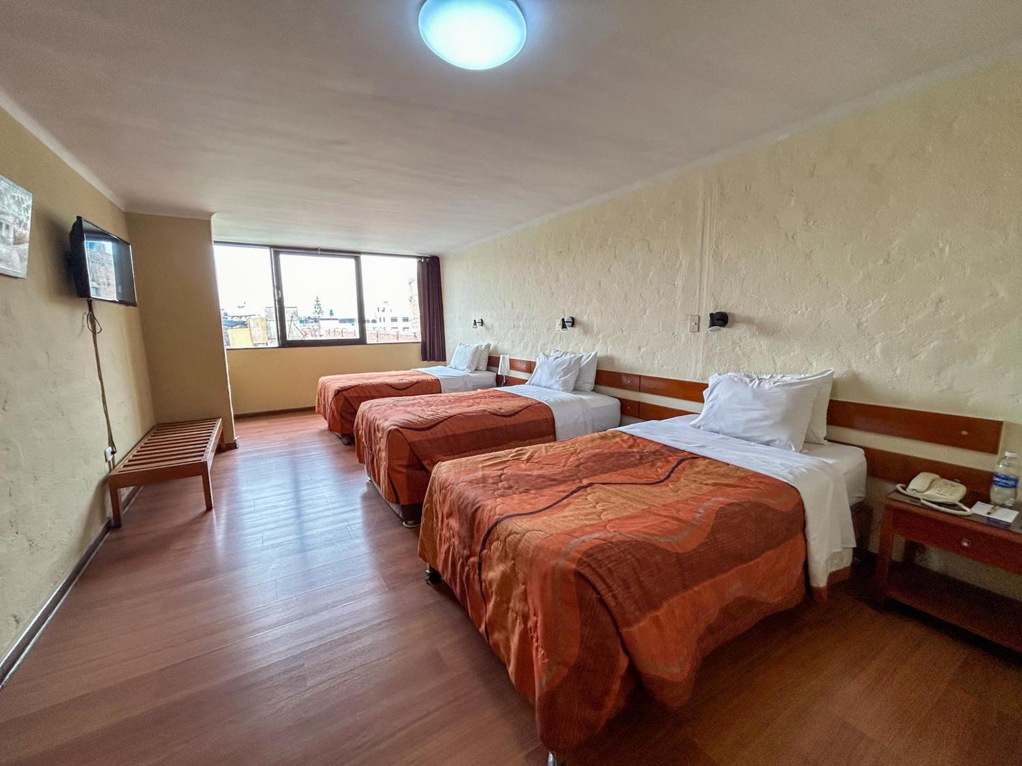 טאקנה Holiday Suites מראה חיצוני תמונה