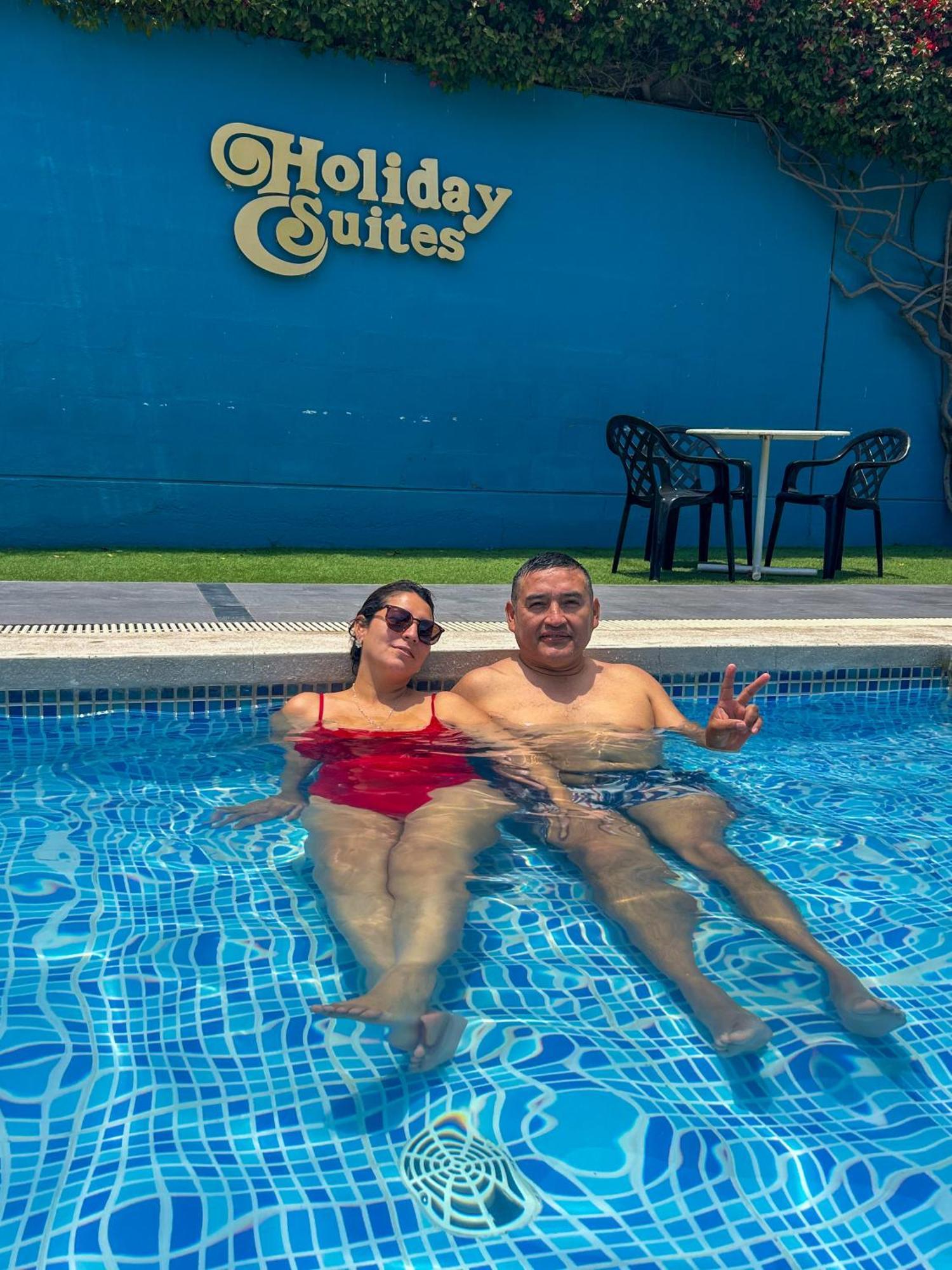 טאקנה Holiday Suites מראה חיצוני תמונה