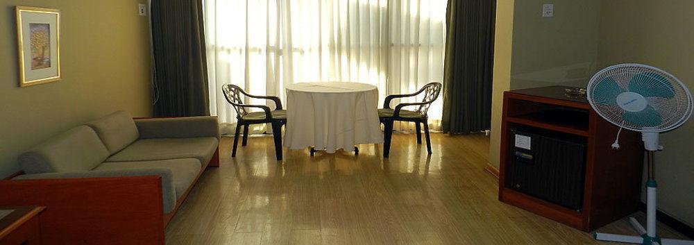 טאקנה Holiday Suites מראה חיצוני תמונה